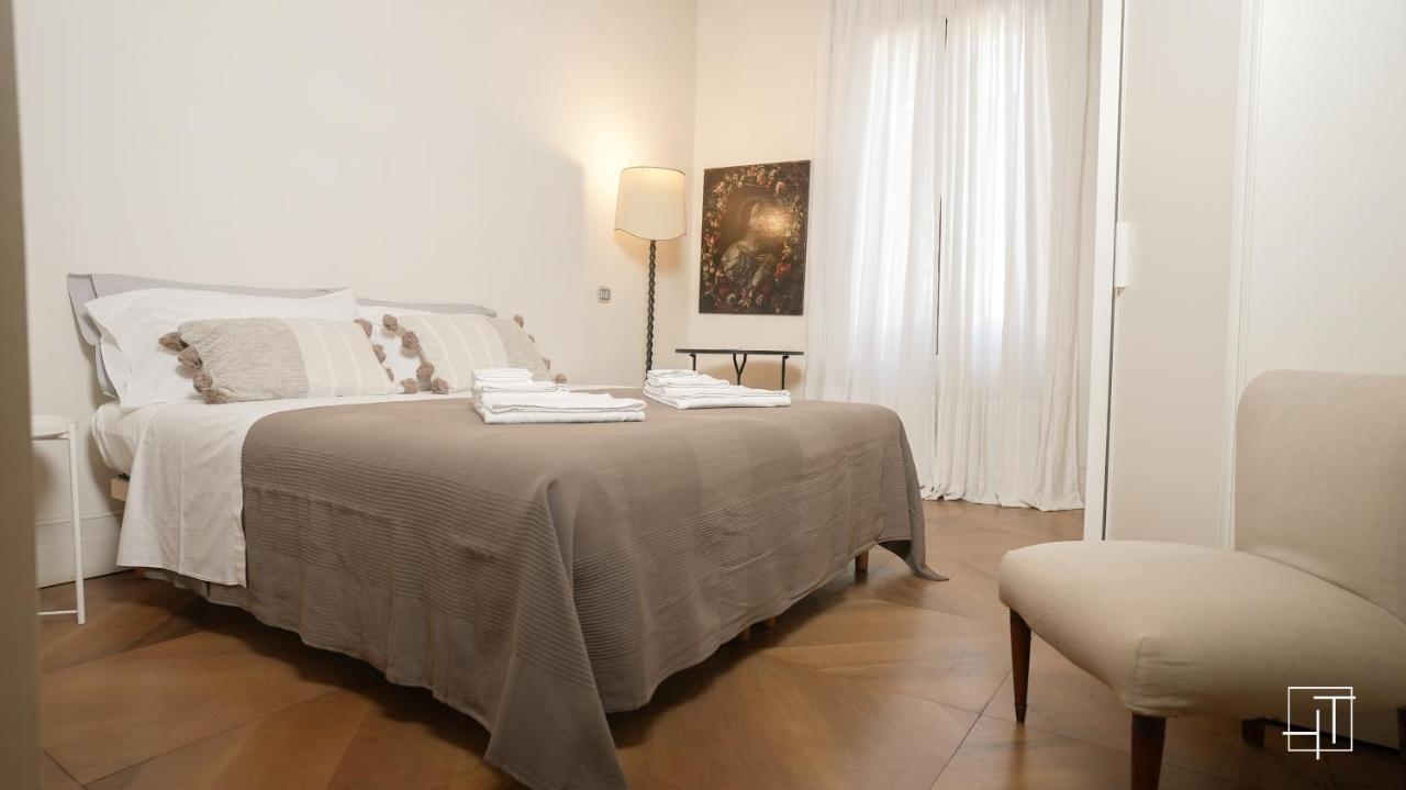 Ht - Casa Del Pittore In Piazza Delle Erbe Padova Exterior foto