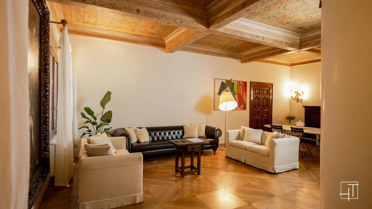 Ht - Casa Del Pittore In Piazza Delle Erbe Padova Exterior foto