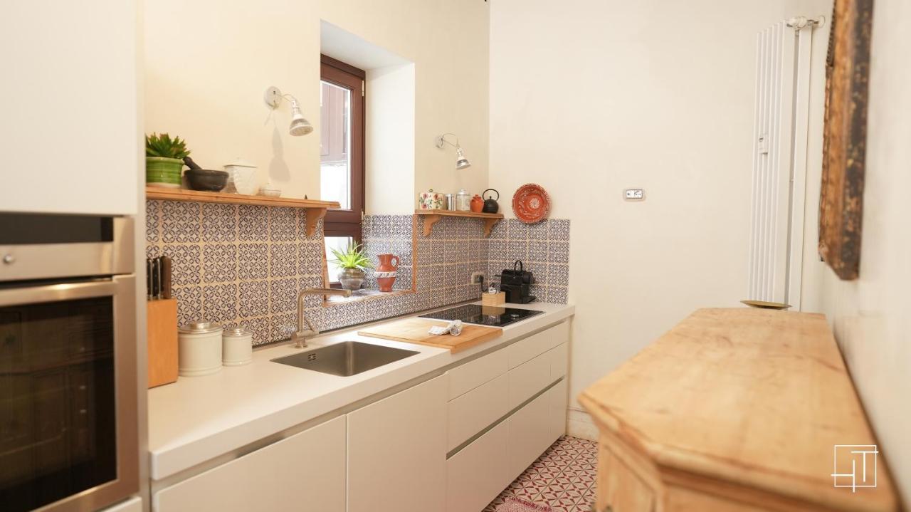 Ht - Casa Del Pittore In Piazza Delle Erbe Padova Exterior foto