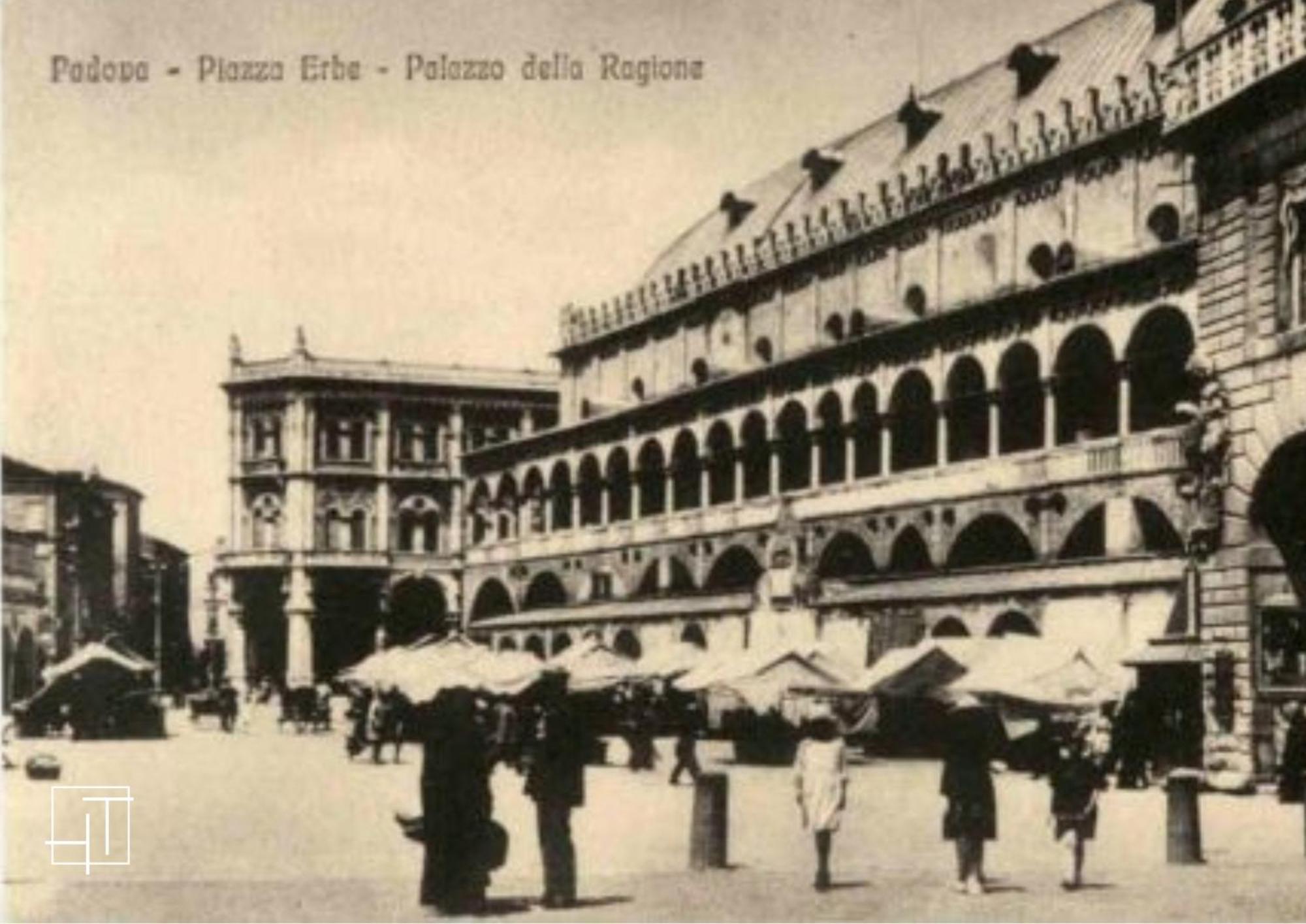 Ht - Casa Del Pittore In Piazza Delle Erbe Padova Exterior foto